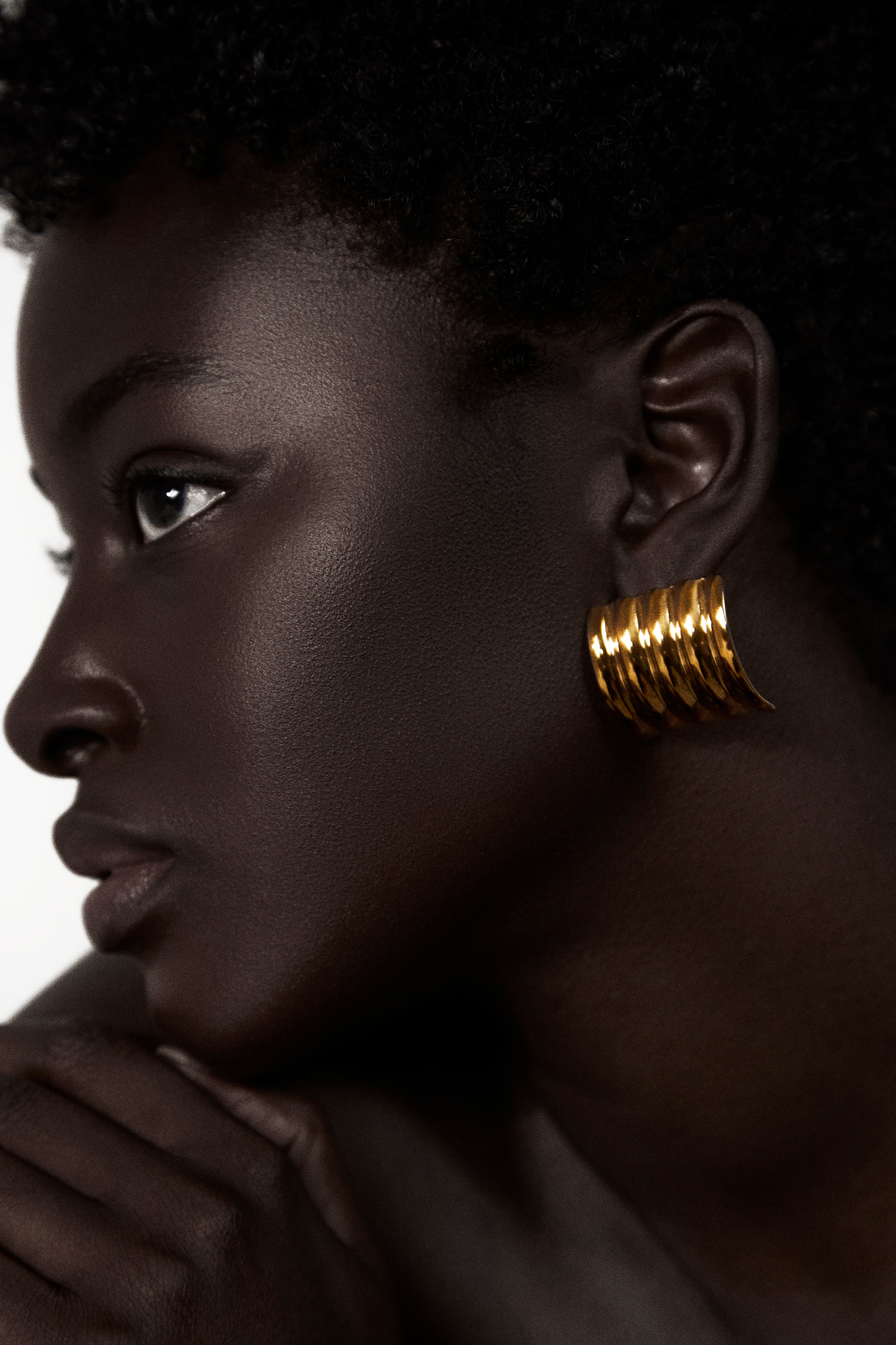 Dazzle Dream---Tile-shaped statement earrings