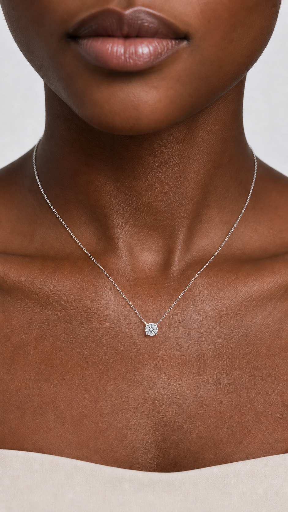Elara Solitaire Necklace